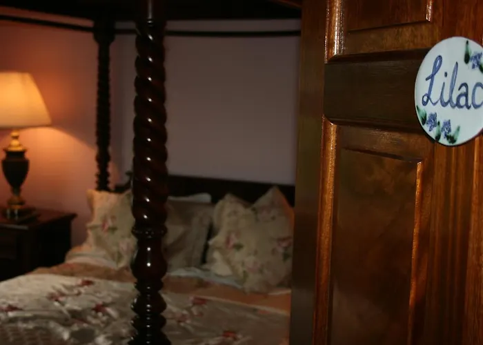 Avarest Bunratty Bed & Breakfast 4*
